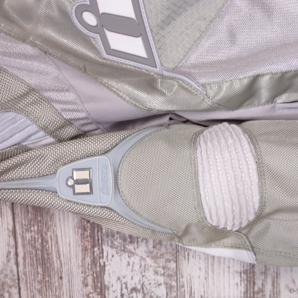 Icon riding jacket - Picture 5 of 8